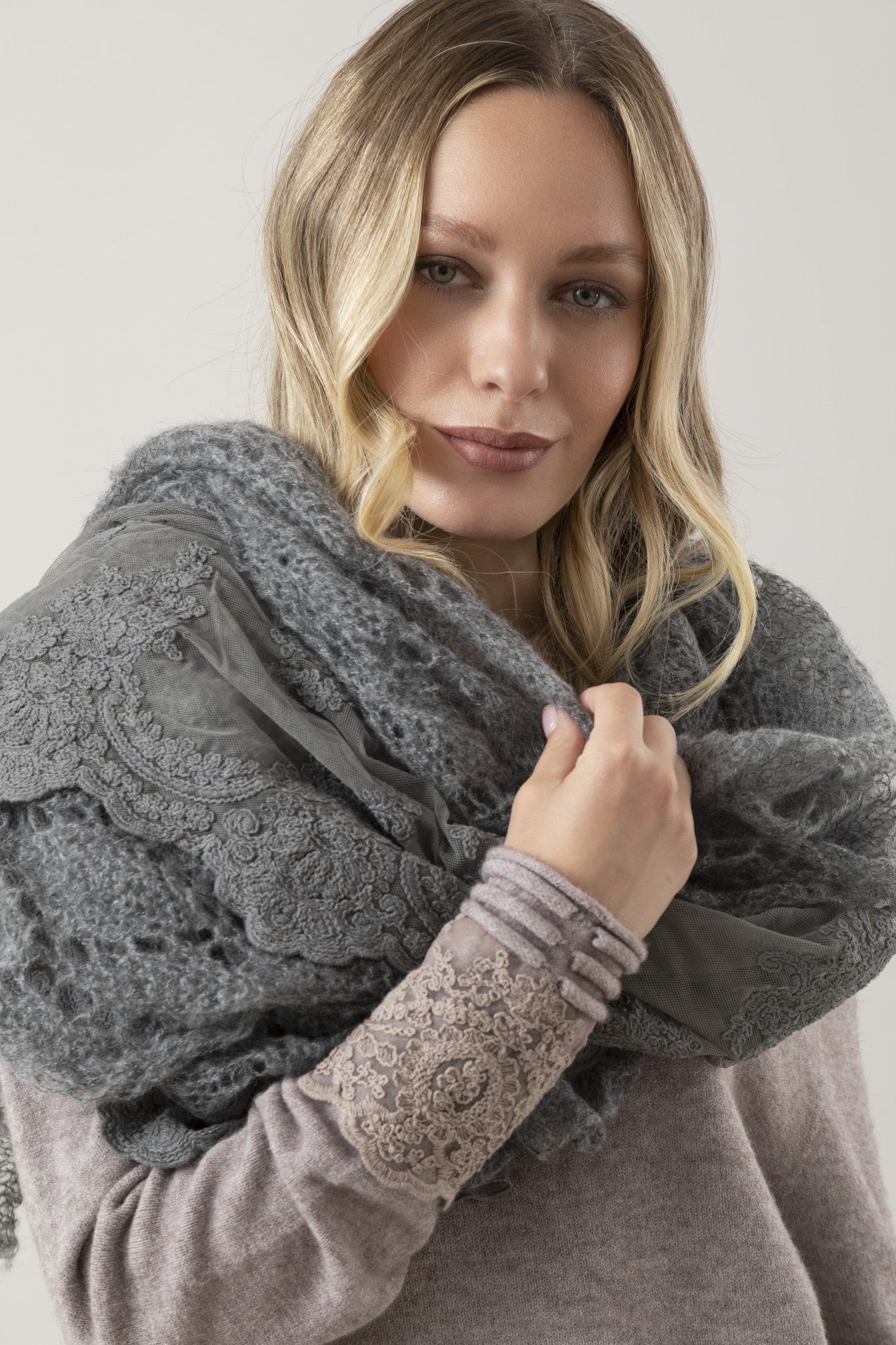 SCIARPA NUAGE BOUQUET / BASIC