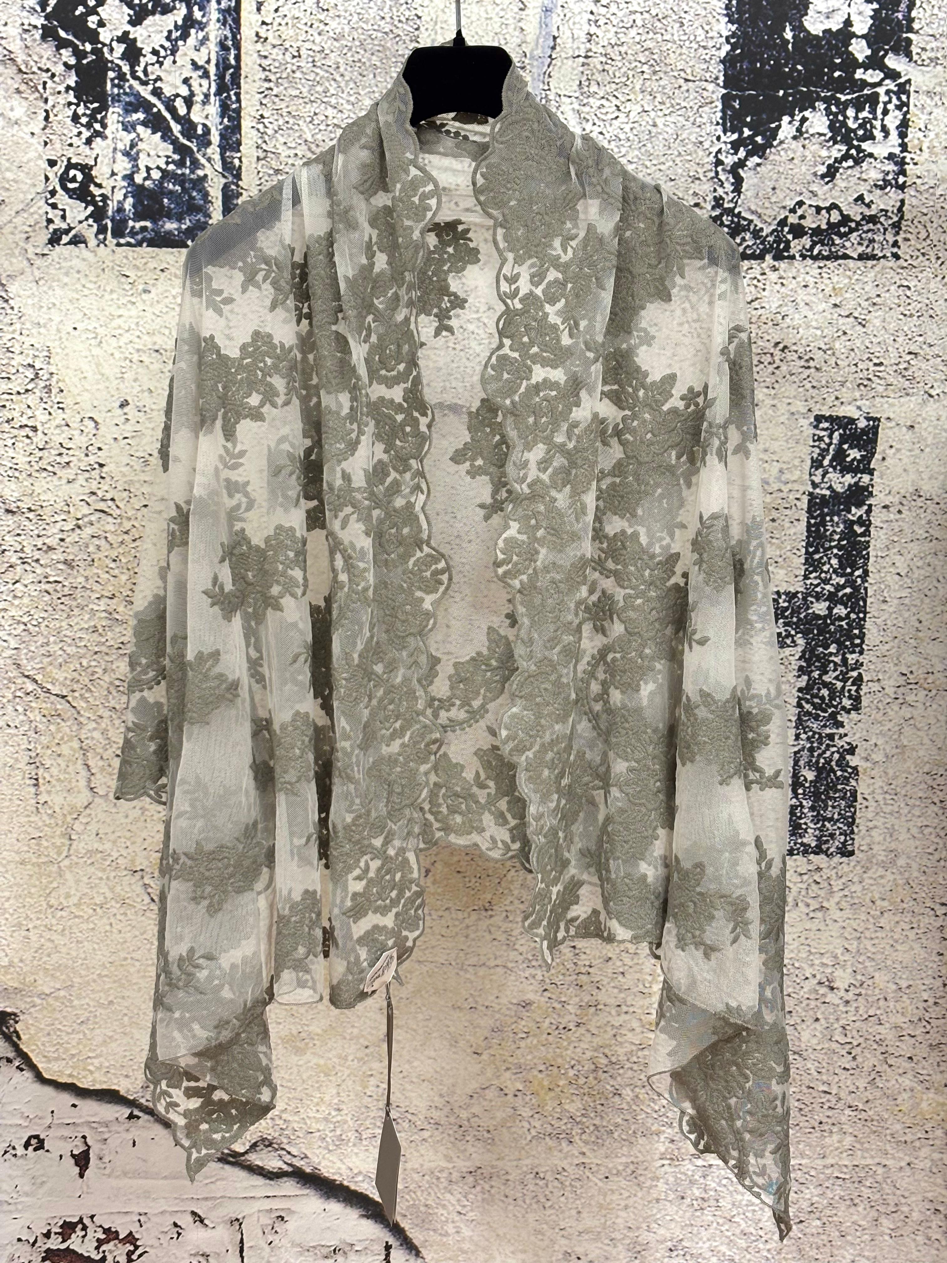 Versailles Scarf