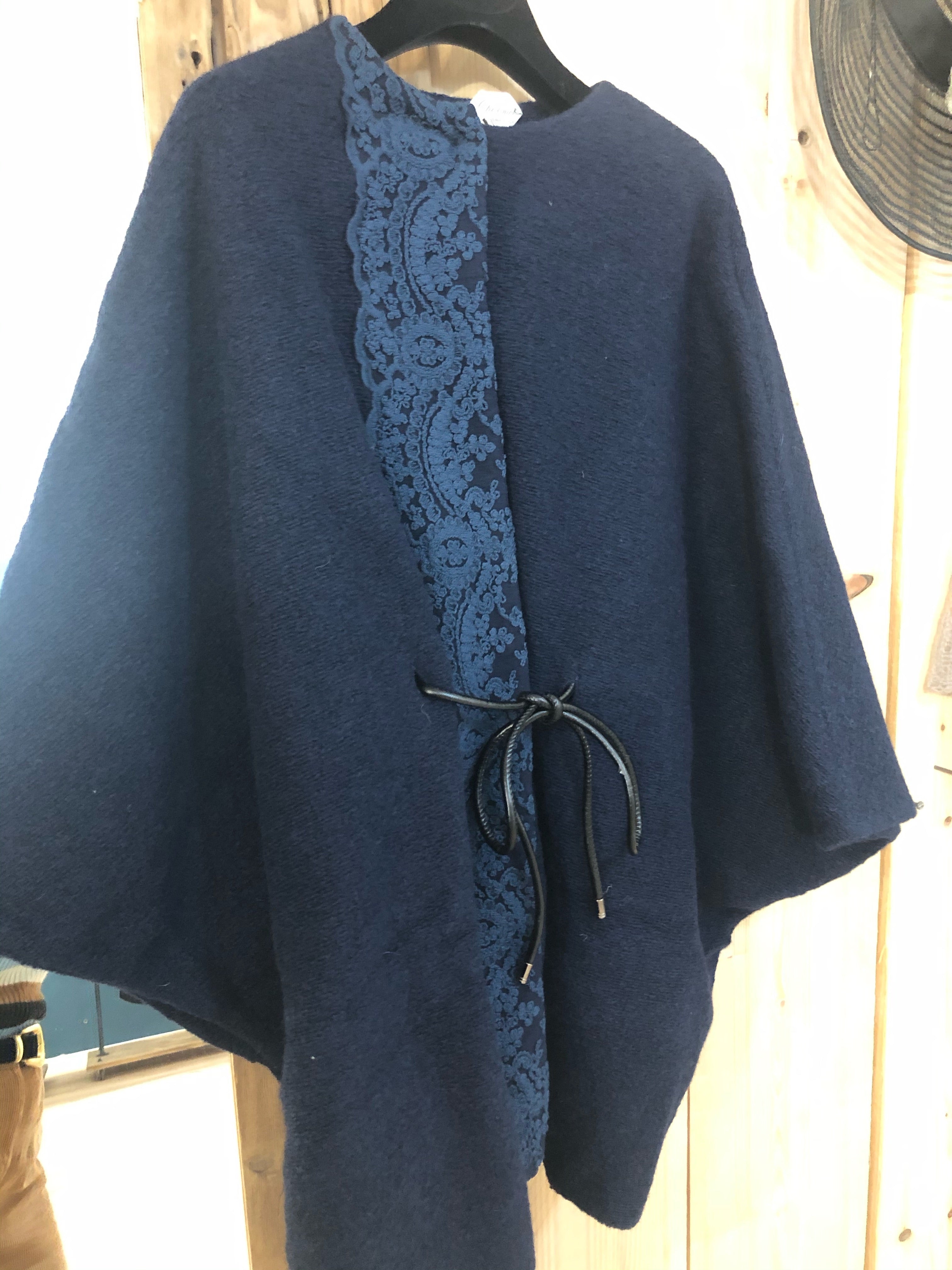 Savoy Corinthian Hood