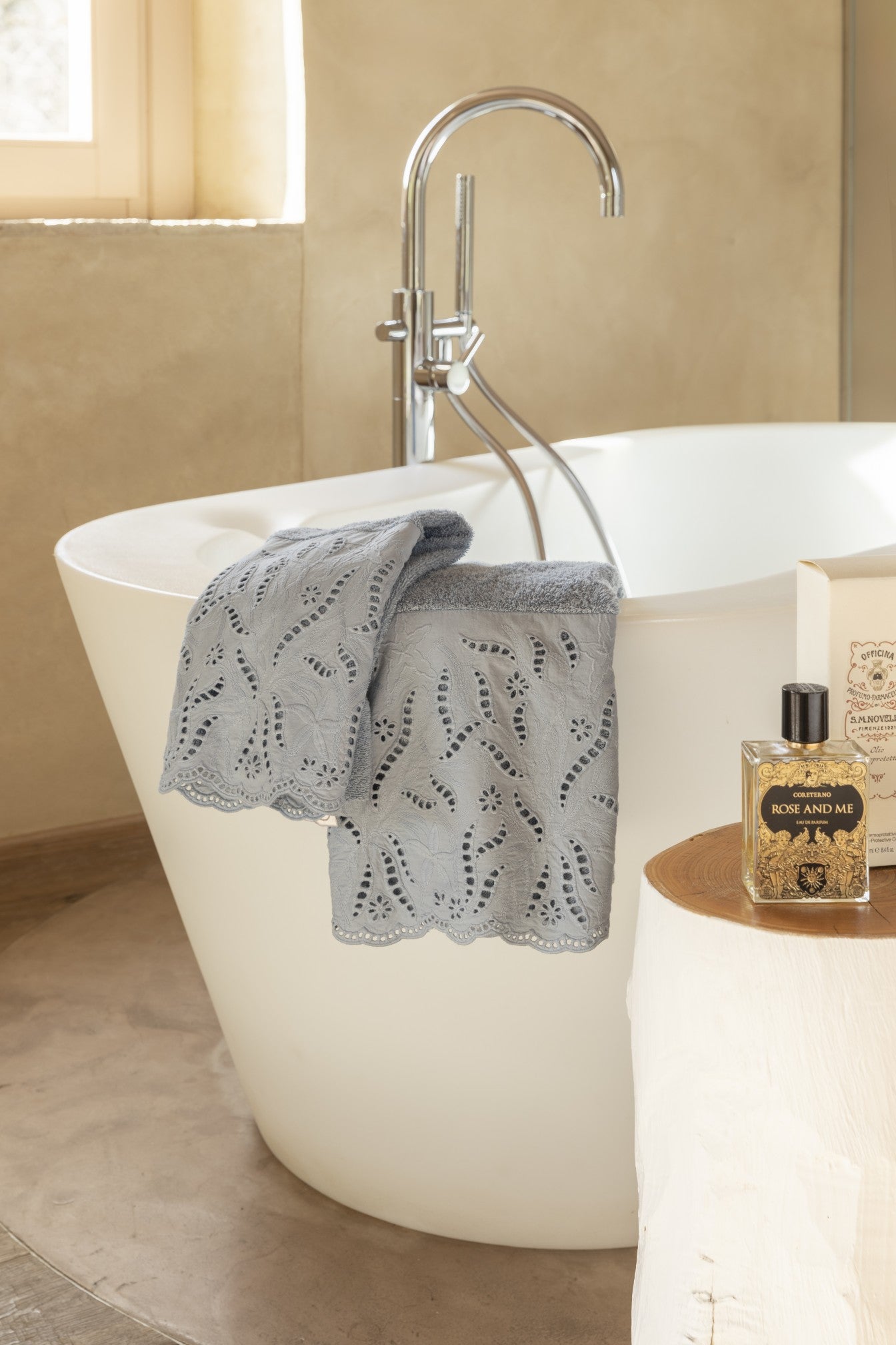 Sangallo towel pair