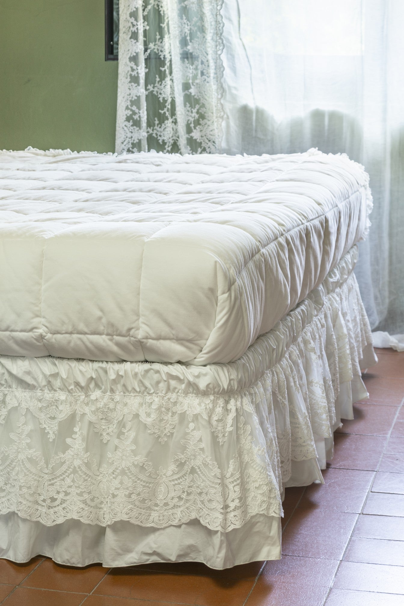 GONNA CON ELASTICO PER LETTO IN PERCALLE