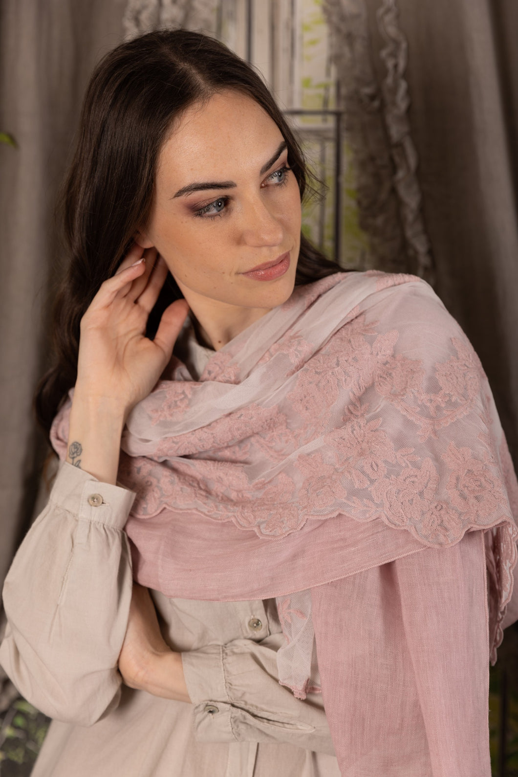 Light Pashmina