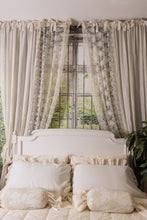 Load image into Gallery viewer, Plum Corinthian Pillow Case Pair
