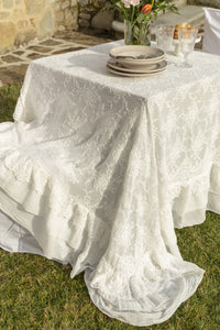 Etoile Corinthian Tablecloth