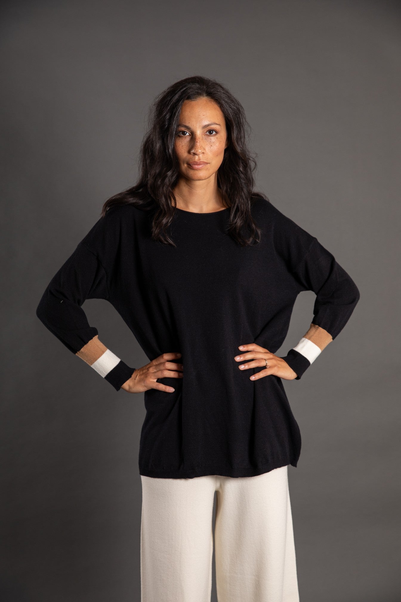 Elettra Basic V-Neck Blouse