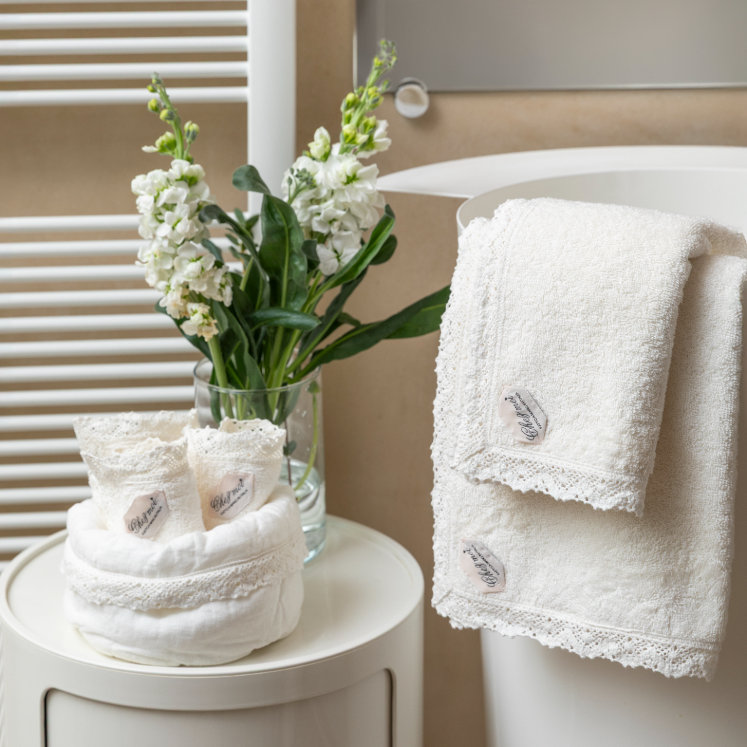 Sacchettino e tris mini lavette spugna Merletto