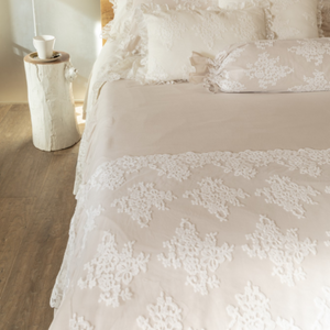 Promenade Flora bedspread with pillowcase pair