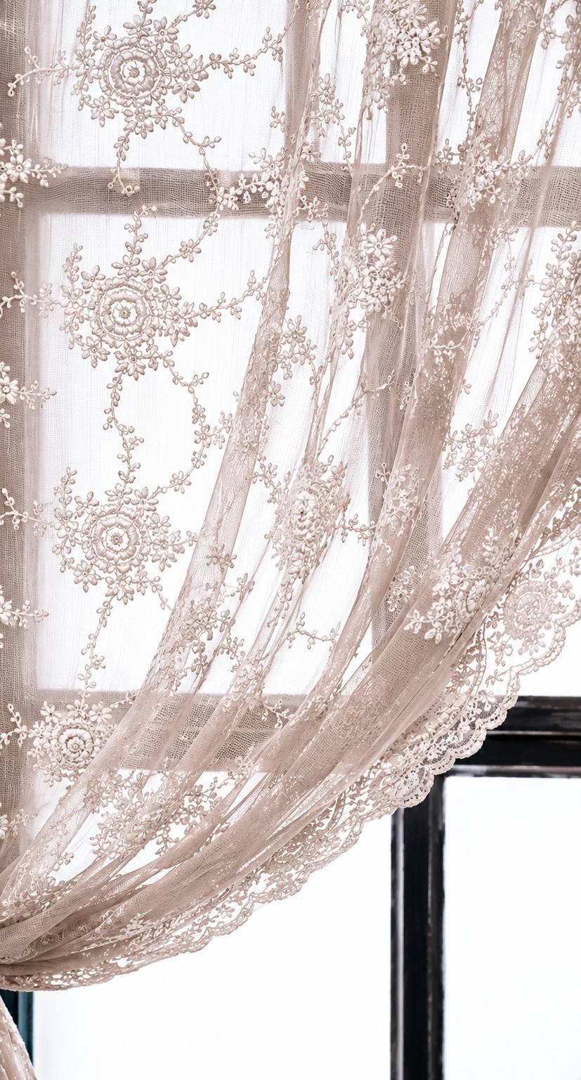Corinthian curtain with lace loop
