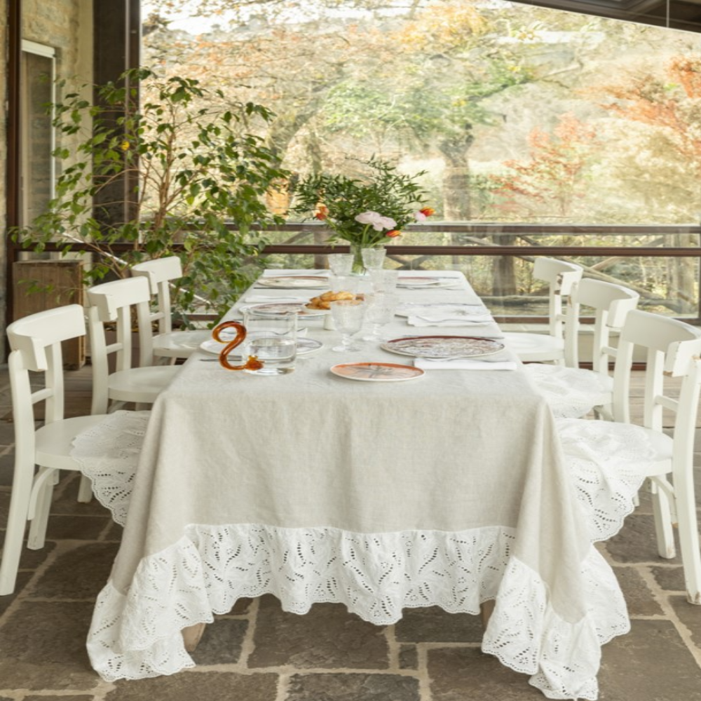 Linen Tablecloth with Sangallo Ruffles