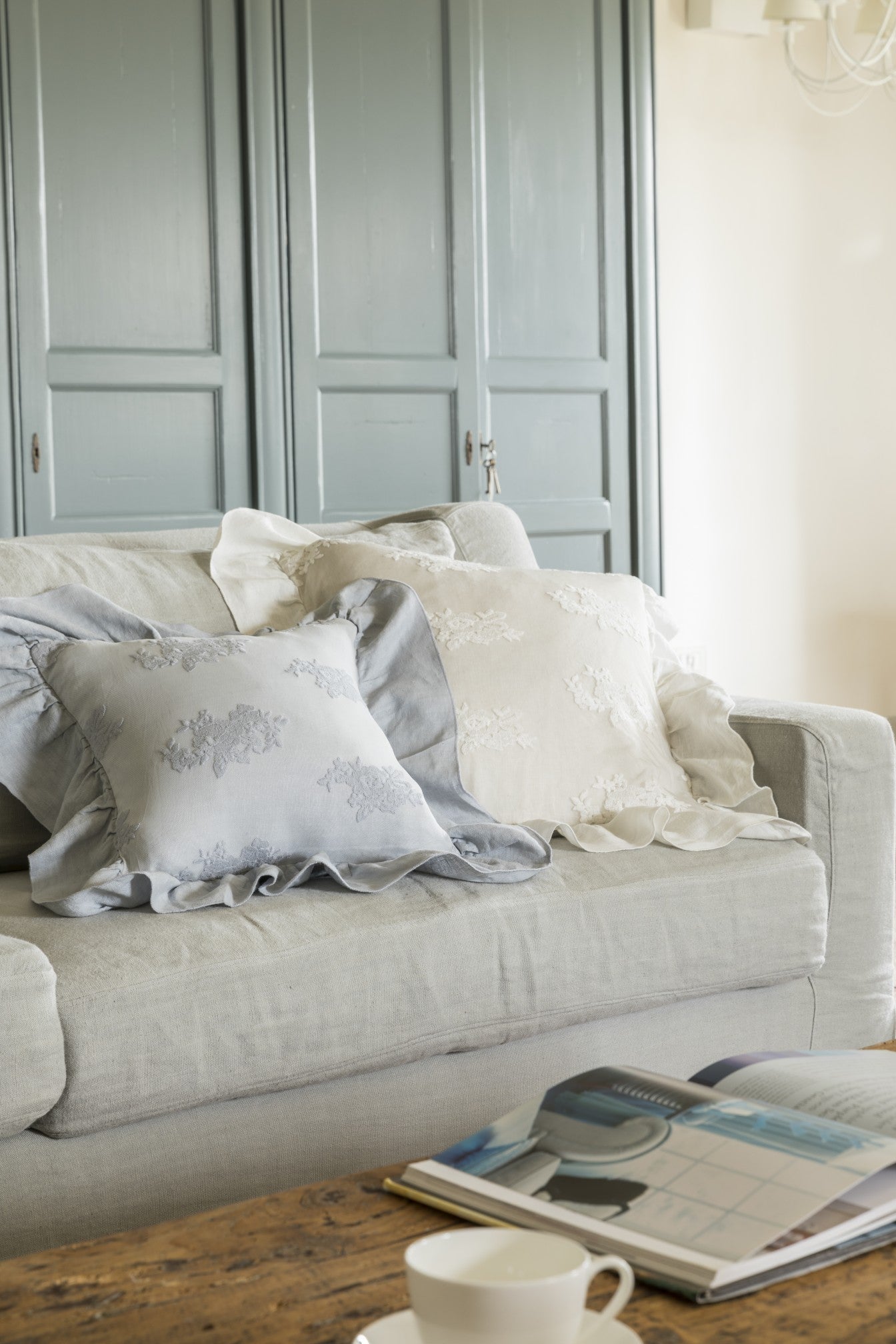 Versailles Cushion Cover