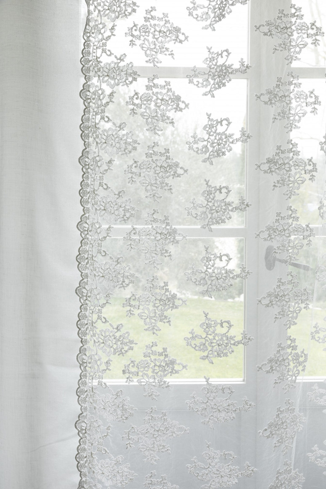 Intarsia Flora Curtain Central Linen Blend