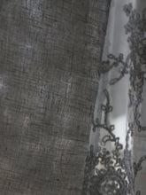 Carica l&#39;immagine nel visualizzatore di Gallery, Tovaglia intarsio Corinzio - Cemento
